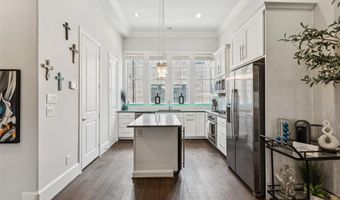 4120 Runyon Rd, Addison, TX 75001