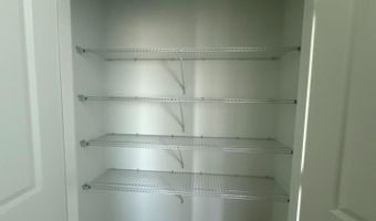 186 Peeps Ct, Adkins, TX 78101