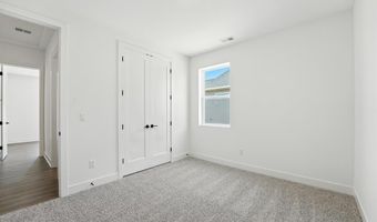 1432 N 163rd St, Basehor, KS 66007