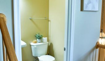 21760 GOOSE CROSS Ter, Ashburn, VA 20147