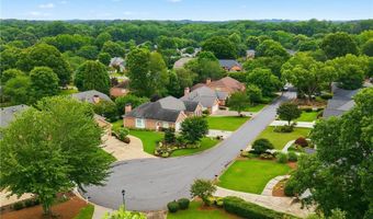 965 Knoll Crest Ct, Alpharetta, GA 30004