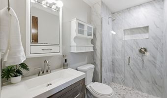15873 Hayes Trail Ct, Apple Valley, MN 55124