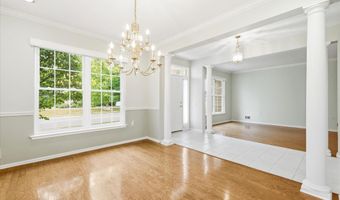 6 Valley Stream Pl, Barnegat, NJ 08005