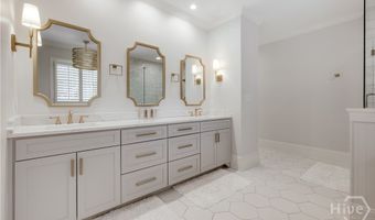 410 Milledge Cir, Athens, GA 30606