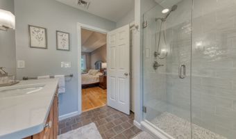 415 Chamberlain Hwy, Berlin, CT 06037