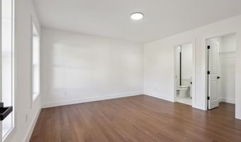 19 A Apache Dr, Brookfield, CT 06804