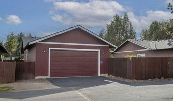 20650 Honeysuckle Ln, Bend, OR 97702