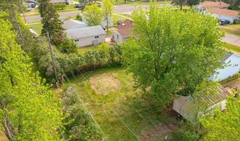 14 Dogwood Blvd, Babbitt, MN 55706