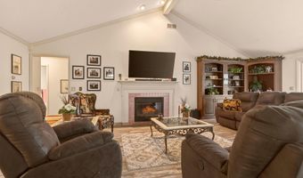 1122 Packard Pl, Auburn, IN 46706