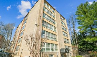 4970 BATTERY Ln 409, Bethesda, MD 20814