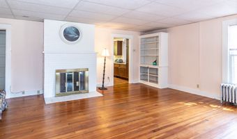 58 Shore Dr, Branford, CT 06405