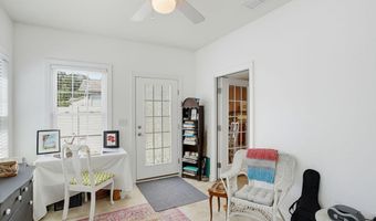 216 N RED HAVEN Ln, Dover, DE 19901