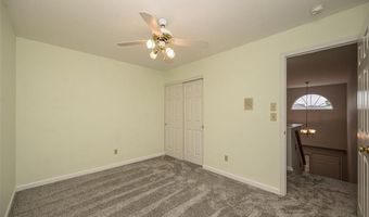 308 Kehrs Mill Bend Ct, Ballwin, MO 63011