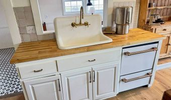 1680 2000, Bartlett, KS 67332