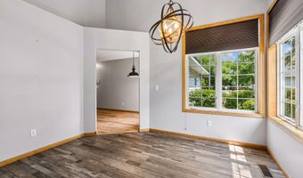 3849 Stonehaven Ct, Anoka, MN 55303