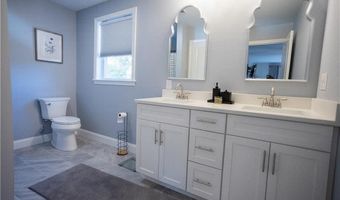 209 Curran Rd, Cumberland, RI 02864