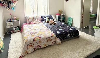 1424 13th St, Bedford, IN 47421
