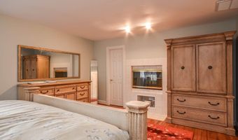 7806 FOX GATE Ct, Bethesda, MD 20817
