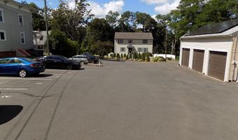 36 Richmond Pl, Bristol, CT 06010