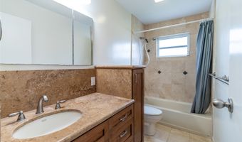 1335 Onioni St, Kailua, HI 96734