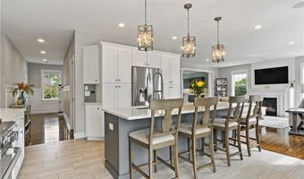 54 Michael Dr, Bristol, RI 02809