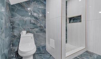 458 High St 3-L, Central Falls, RI 02863