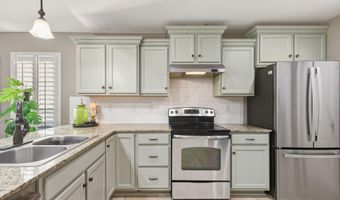 111 Acacia Ln, Abbeville, LA 70510