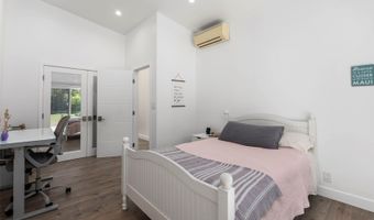 243 Portlock Rd, Honolulu, HI 96825