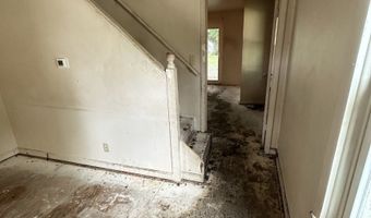 329 E 31st St, Anderson, IN 46016