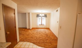 931 E Oak St, Algona, IA 50511