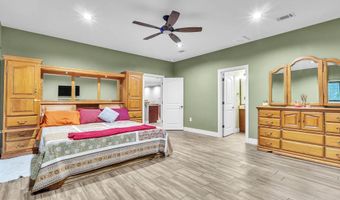 5406 Steele Rd, Baker, FL 32531