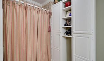 499 Breakwater Dr, Benton, MS 39039