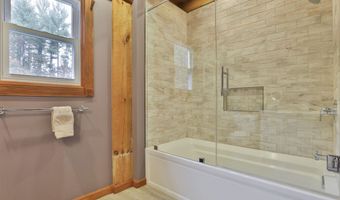 46 Oak Hill Rd, Brookline, NH 03033