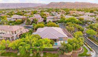 2960 American River Ln, Las Vegas, NV 89135