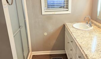 1220 Crystal Dr, Benton, AR 72015