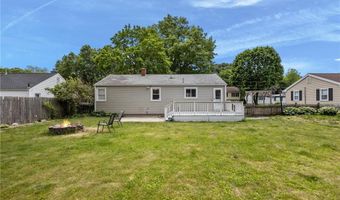 83 Bateman Ave, Cranston, RI 02920