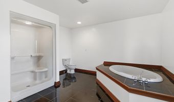 159 HARBOR INN Rd, Bayville, NJ 08721