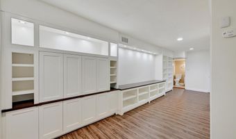 131 W BARRE St W, Baltimore, MD 21201