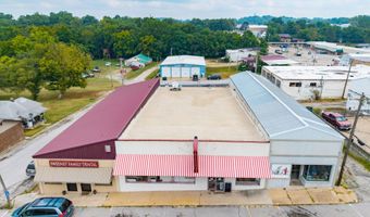 124 W Washington Ave, Ava, MO 65608