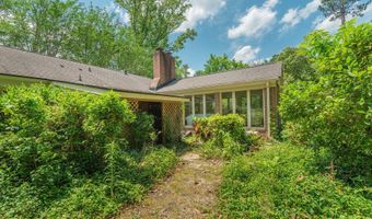 90 Manville Ave, Barnwell, SC 29812