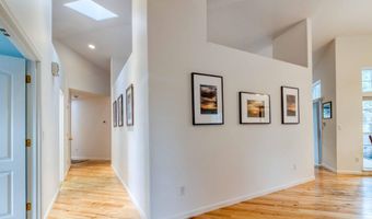3271 NW Melville Dr, Bend, OR 97703