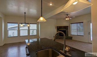 6315 E Chartwell Gdns, Ammon, ID 83406