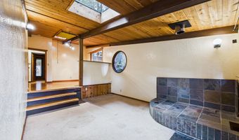 2910 Greenbriar Ln, Arcata, CA 95521