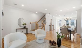 1149 S MONROE St, Arlington, VA 22204