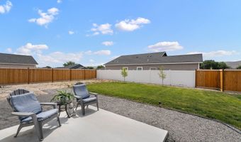 1295 Mary Ave, Benton City, WA 99320