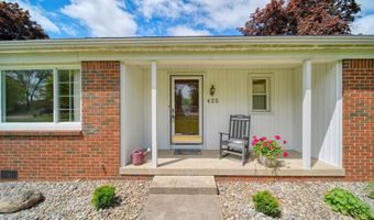 425 W Oregon Rd St, Adrian, MI 49221