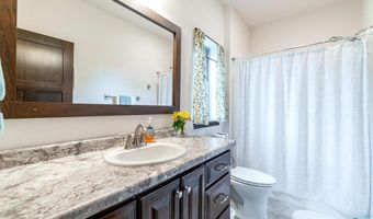1604 St Andrews Dr, Altoona, WI 54720