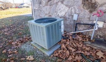 207 Dunigan St, Alton, MO 65606