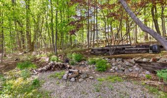 9 Kelsea Ave, Center Harbor, NH 03226