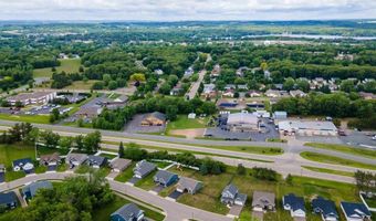 1604 St Andrews Dr, Altoona, WI 54720